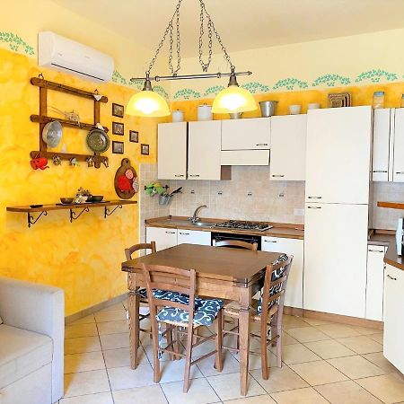 Апартаменти Casa Mare Graziano Фоллоніка Екстер'єр фото