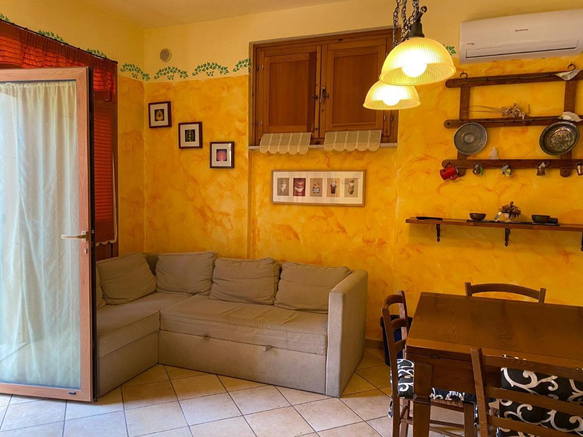 Апартаменти Casa Mare Graziano Фоллоніка Екстер'єр фото